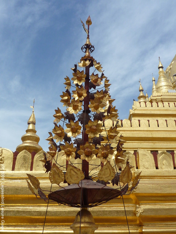 Shwezigon Paya15